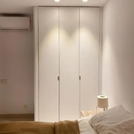 Modern Beachfront Townhouse Perelló