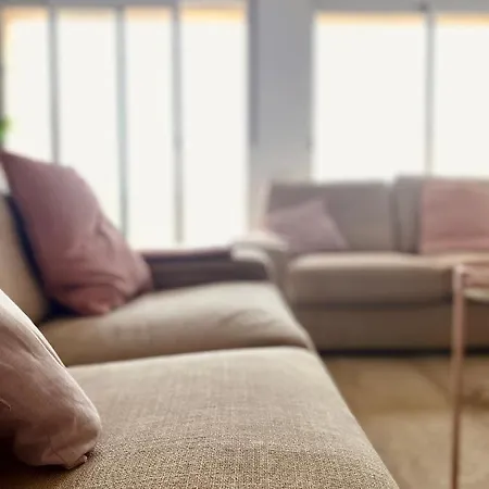 Tatil Evi Modern Beachfront Townhouse Perelló